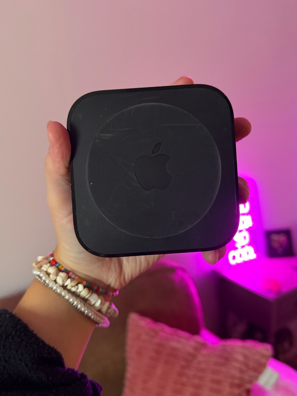 Apple Tv - Picture 2 of 5